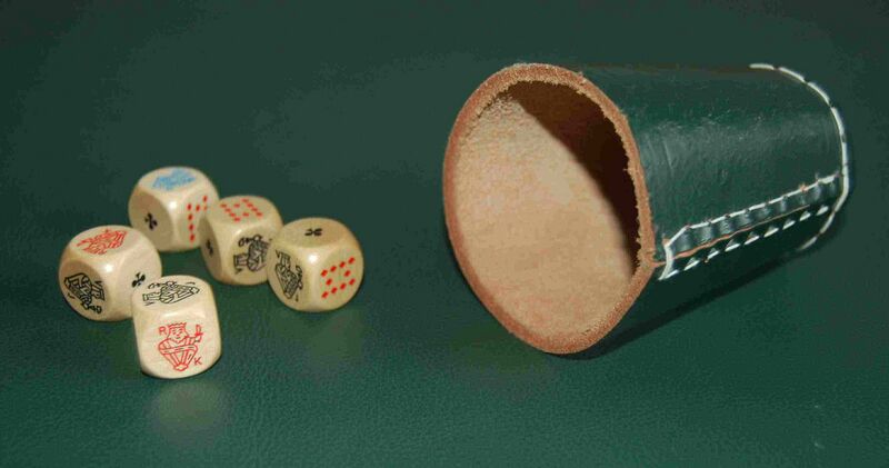 File:Pokerwürfel.jpg