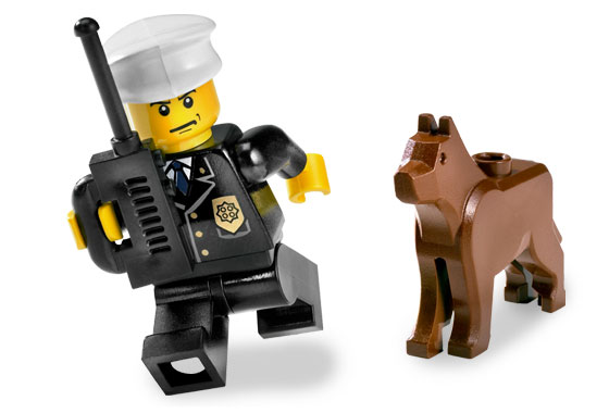 File:5612 Minifigures.jpg