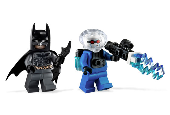 File:7884 Minifigures.jpg