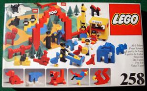 258-Zoo with Baseboard.jpg