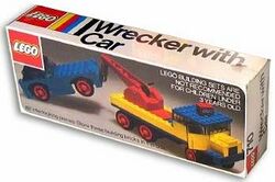 710-Wrecker with Car.jpg