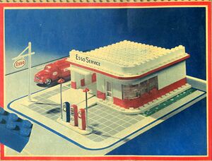 310-ESSO Filling Station.jpg