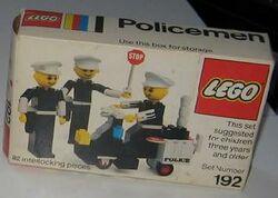 192-Policemen.jpg