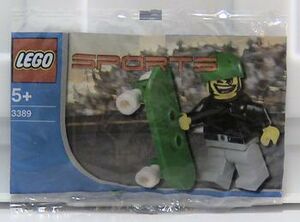 3389 Skateboarder.jpg