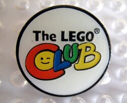 Pin47-The Lego Club Round.jpg