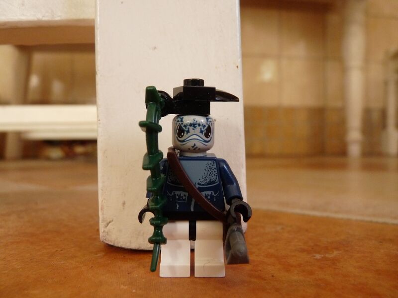 File:Captain Glon.jpg