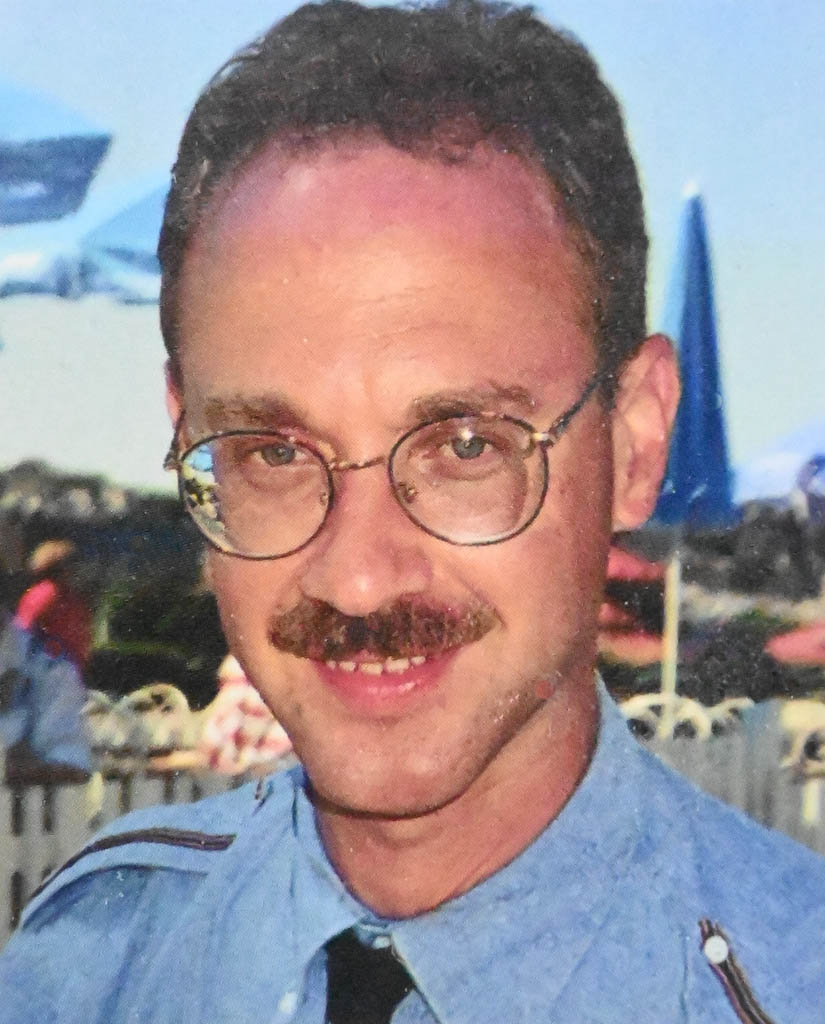 DateiDickerson, Brent C..jpg RoseBiblio