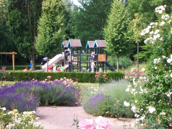 Deutsch Franzoesischer Garten Garten Idee