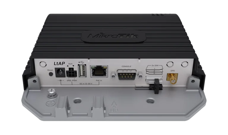 File:MikroTik LtAP-2HnD.png