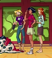 (Totally Spies ep Man or Machine) (4).png