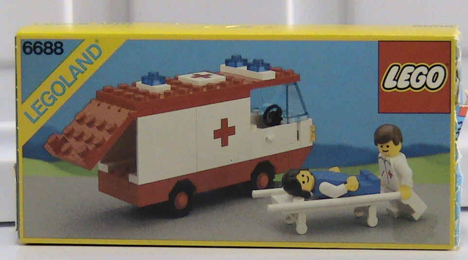 LEGO Panel 1 x 4 x 3 with Red Cross Pattern Réf 4215ap66 Set 6688 Ambulance 