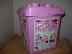 2552-Family Home Bucket.jpg