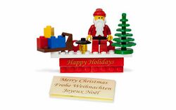 852742 LEGO Holiday Magnet.jpg