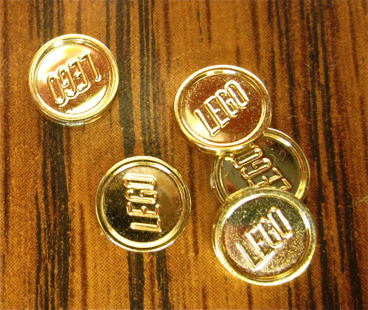 Gold Coin - Brickipedia, the LEGO Wiki