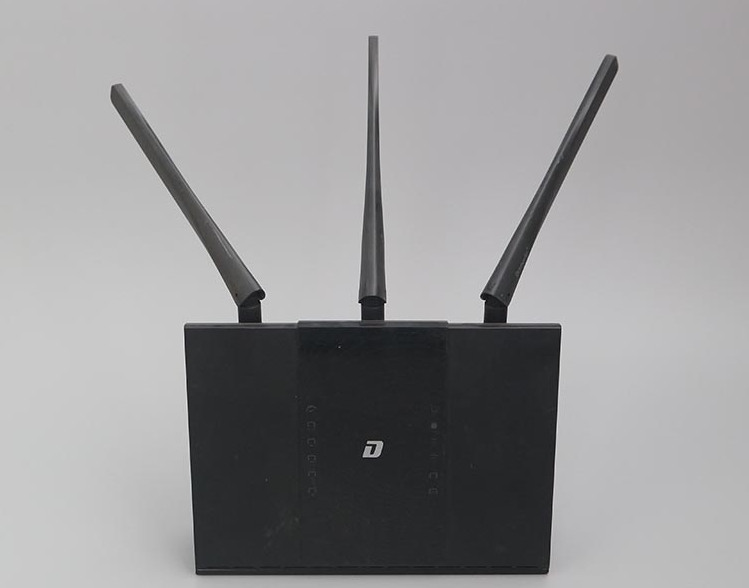 DomyWifi DW33D - TechInfoDepot