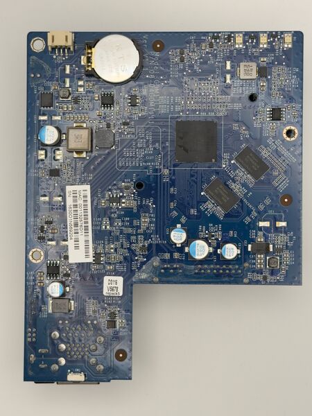 File:Synology DS116 Bottom.jpeg